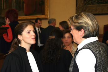 Avocat Karine ENGEL expliquant la protection juridique et l'aide juridictionnelle